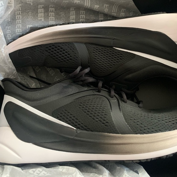 Lululemon Blissfeel womens running shoe - Picture 4 of 8